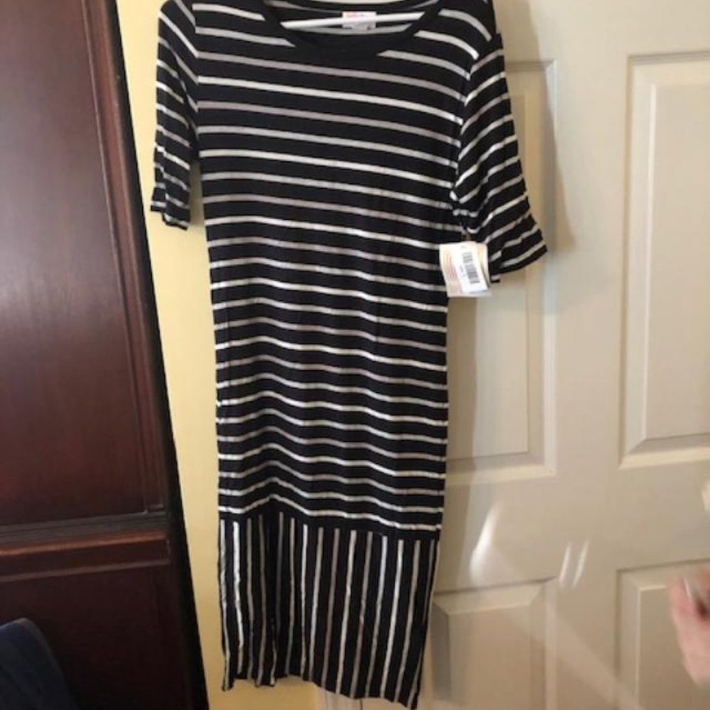 LuLaRoe  Julia S